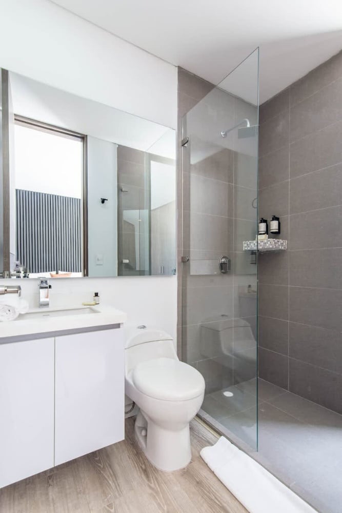 Fantastic 3BR in Usaqu n