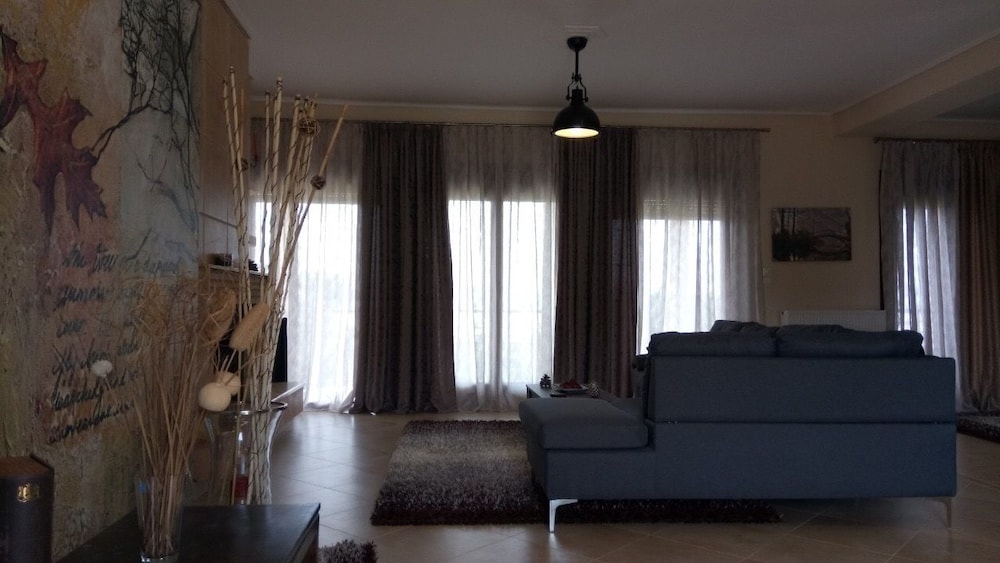 Luxury Villa Thea view 2
