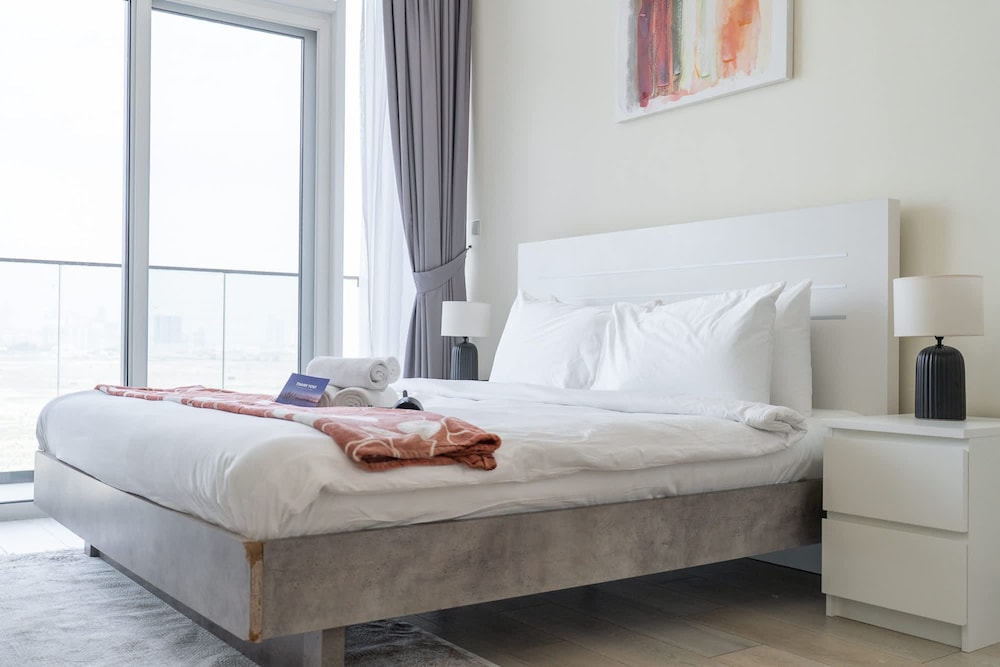An Extraordinary Studio in Jumeirah Village Circle