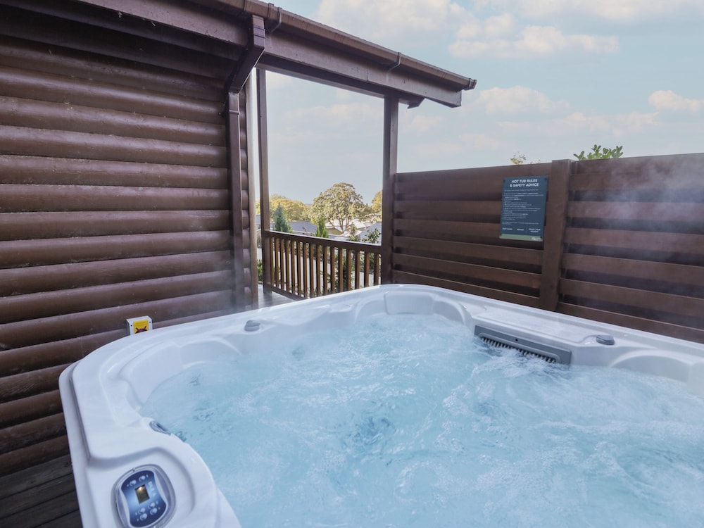 Luxury Lodge 53