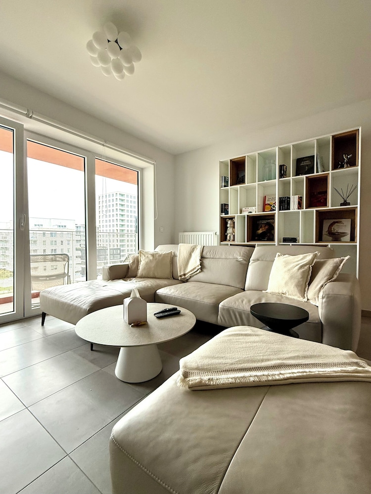 Modern & Cosy near Gare du Midi