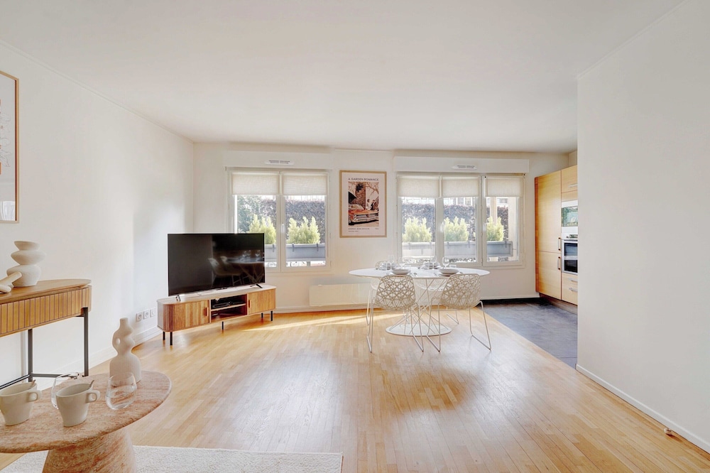 Apt Cosy - Ac-1ch/4p - Suresnes/parc du Chateau