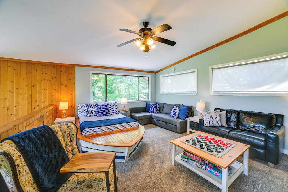 Kentucky Lake Retreat: A Memory-making Getaway