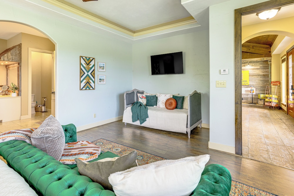 Lazy River Retreat in Cypress w/ Backyard Oasis!