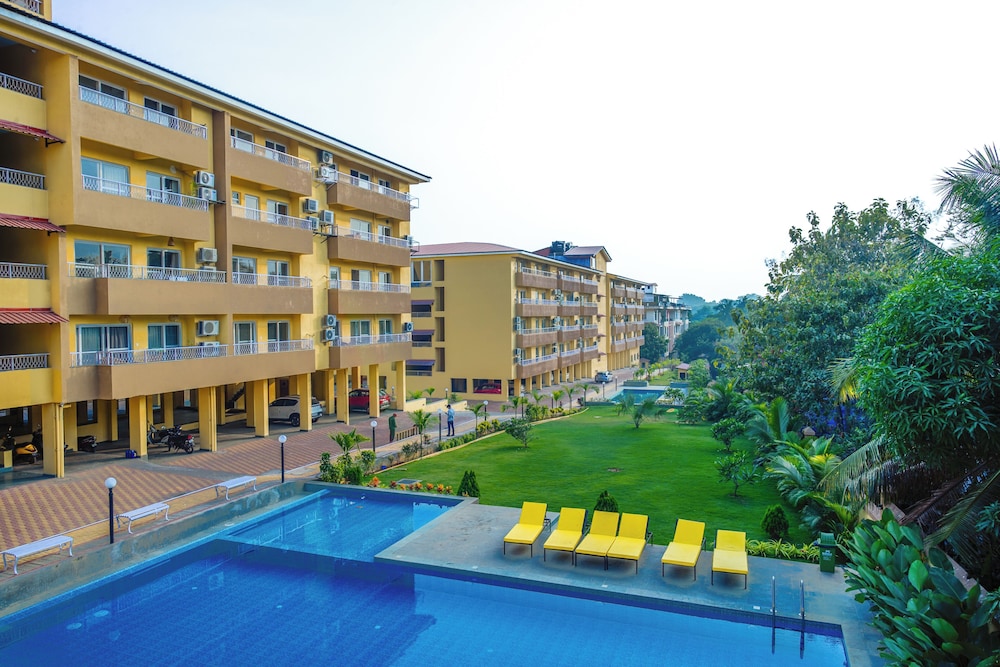 Alaya Stays Veera Serina 3 BHK with Pool
