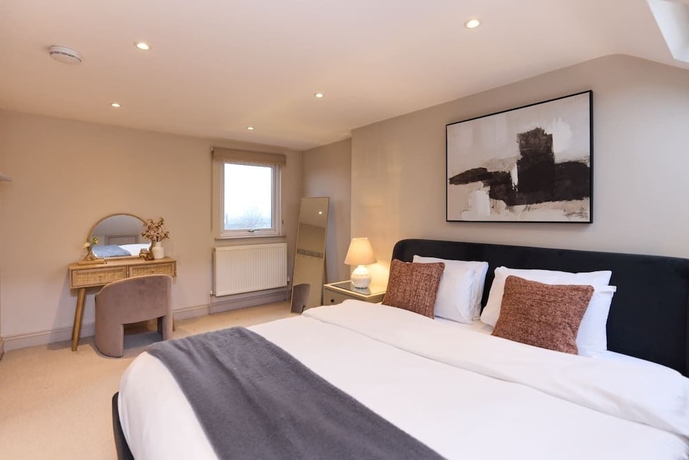 The Harlesden Haven - Stunning 4bdr With Garden