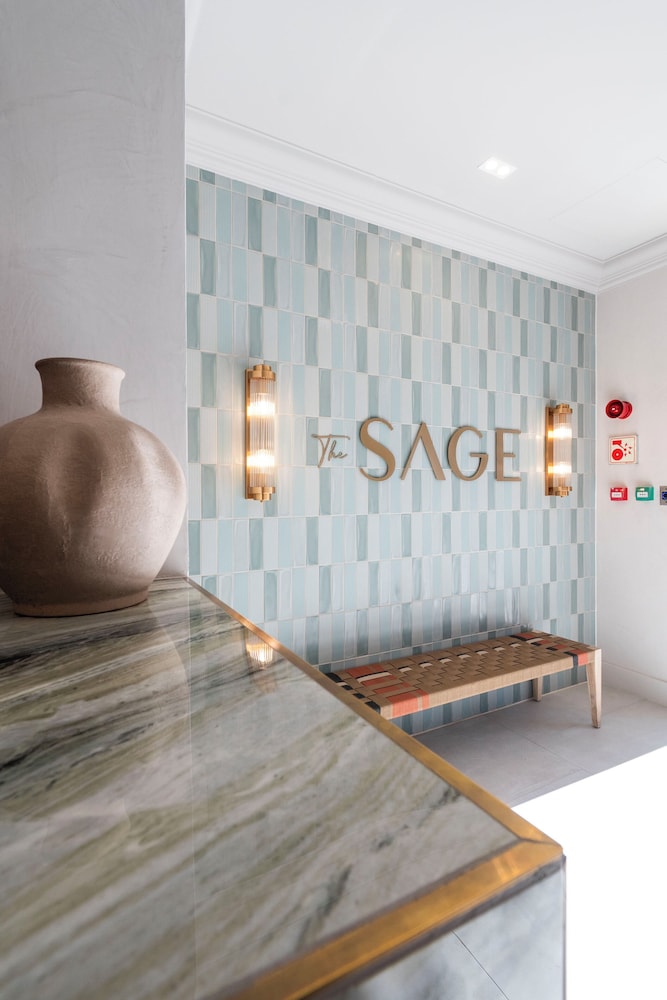 Luxurious Sea Point Studio Apartment