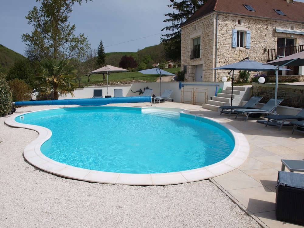 Domaine des Pierres Blanches - B&B view 5