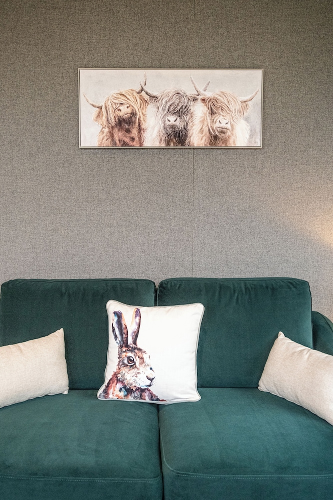 Sustainable 2BD Pod on Old Chalford Farm