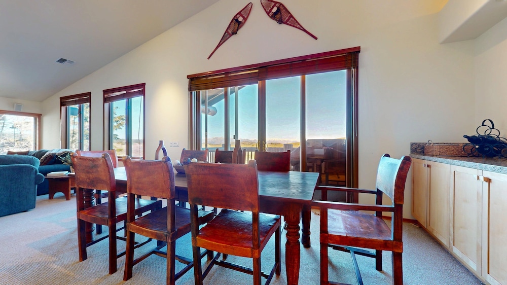 Snowcreek V #819 4 Bedroom Condo