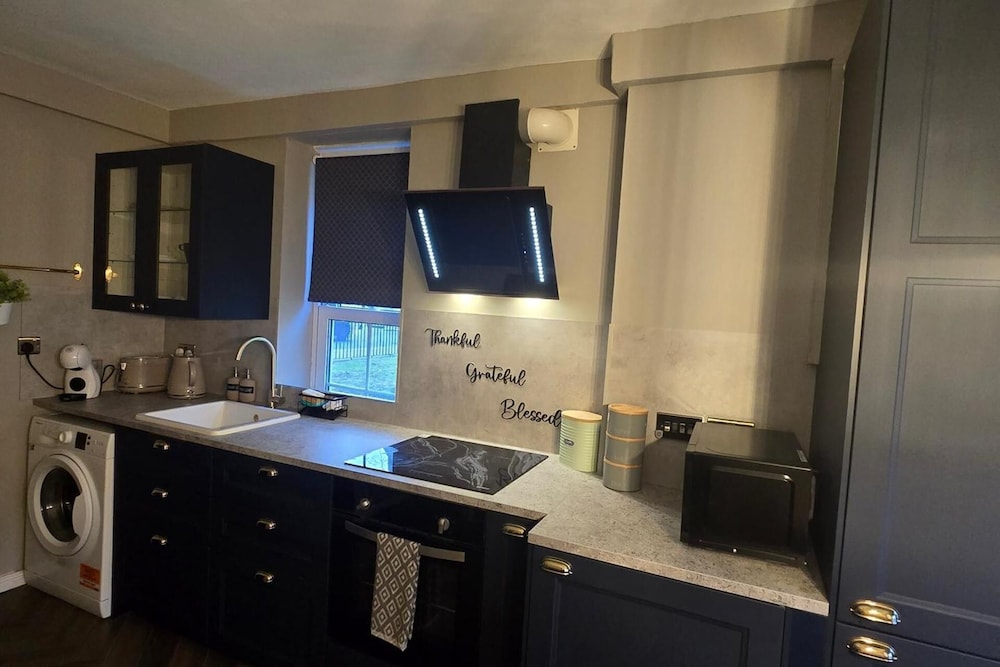 1BR Sleeps6 Elizabethline Ws98