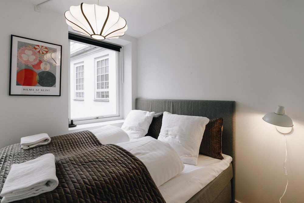 Newly Renovated Nordic Design Perfect Location view 5