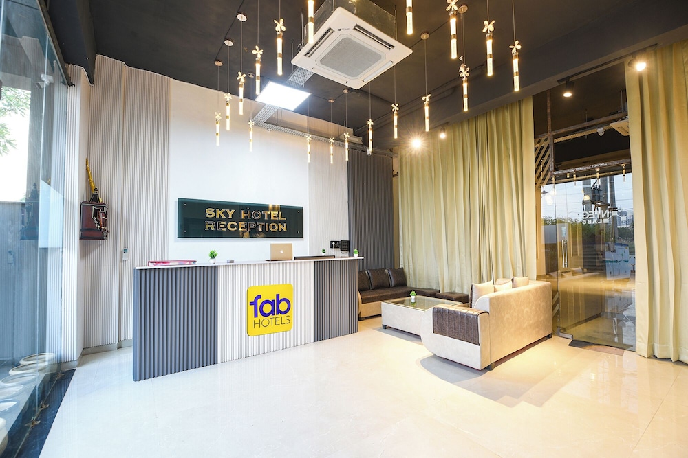 Fabhotel Sky I