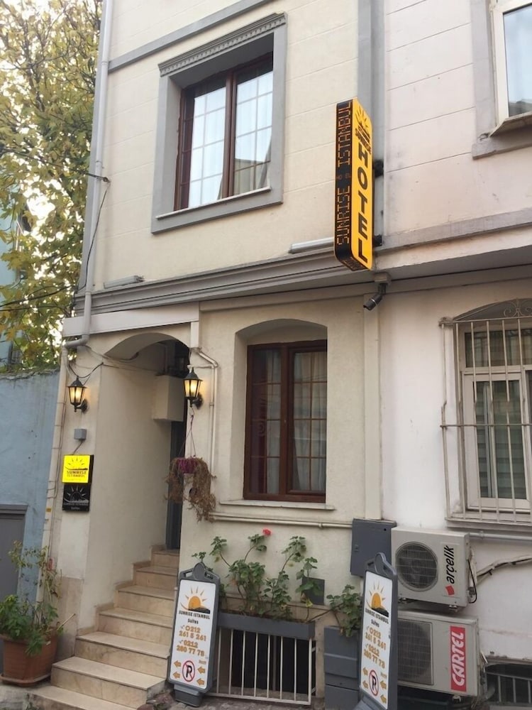 Sunrise İstanbul Süitleri - Image 35