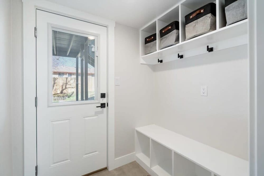@ Marbella - Modern 4-br Retreat Chef's Kitchen