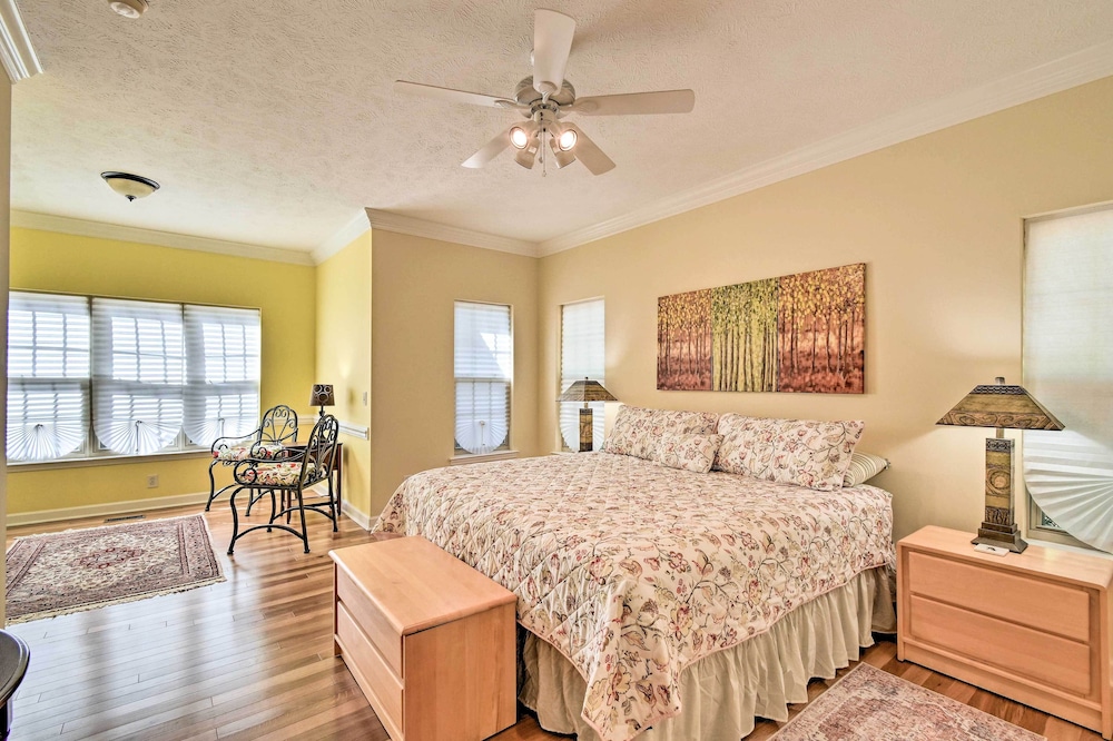 Sunny Home in Pinehurst Golf Course Community view 4