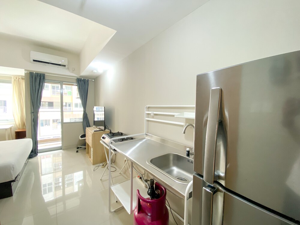 Great Choice Studio Apartment LRT City Jatibening, เบคาซี - 11