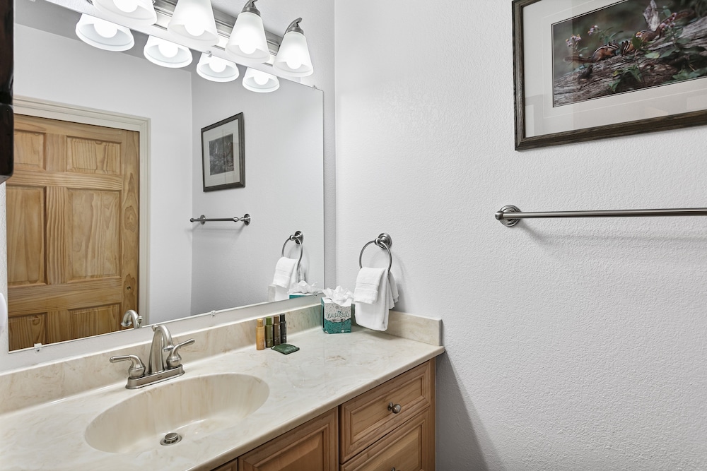 Aspenwood at Deer Valley Resort - Three Bedroom Condo with Hot Tub #1305 3 Condo