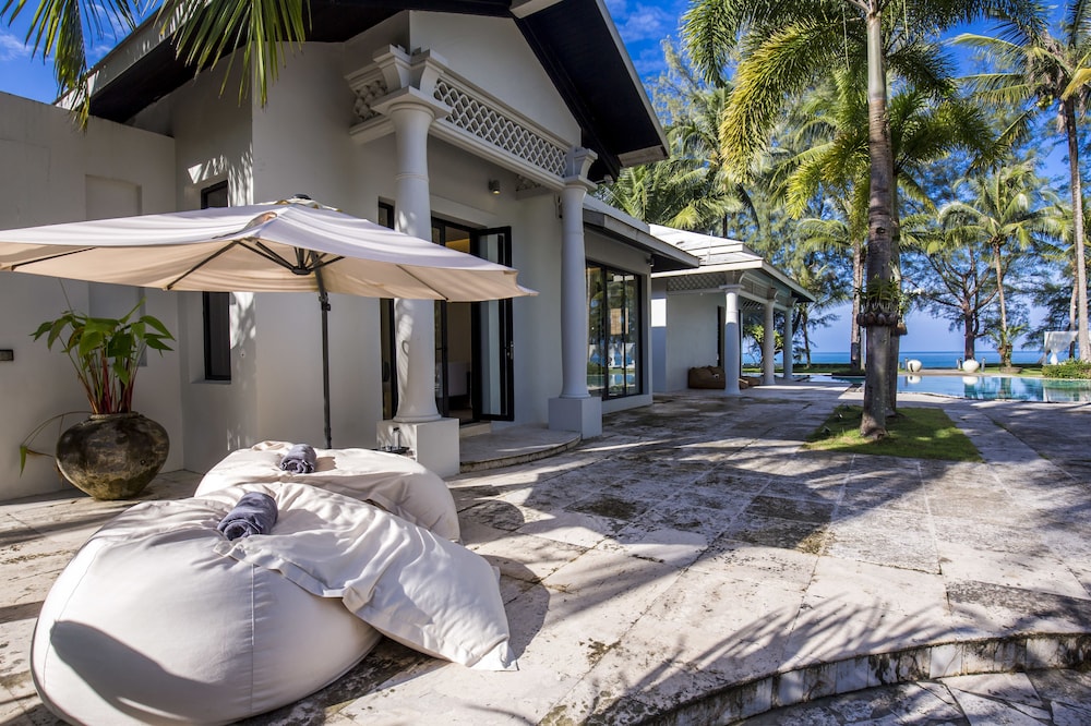 Hotel The Anda Mani Khaolak Beachfront Villas - Image 1