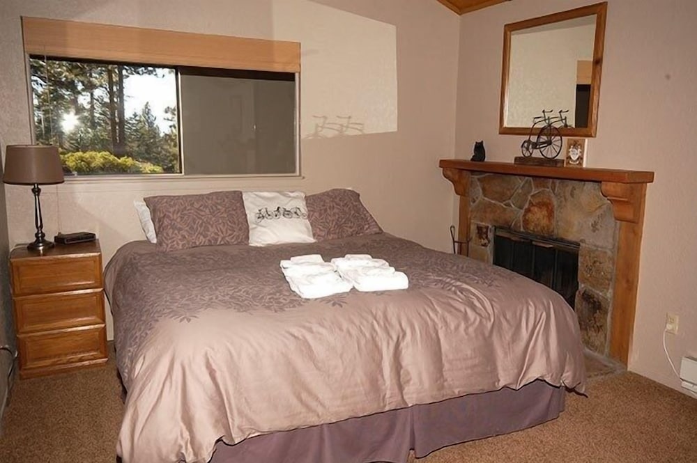 1173 Timber Lane 4 Bedroom Home