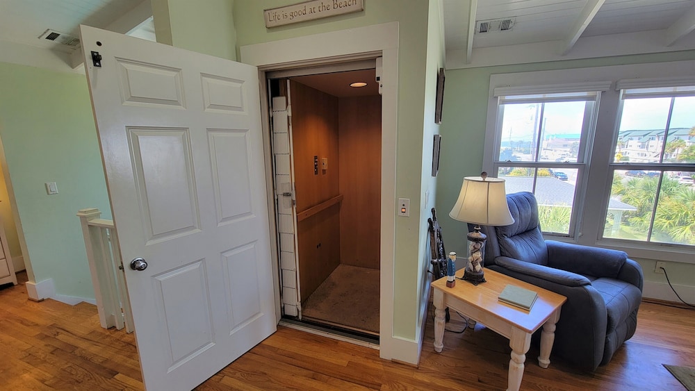 203 Butler Avenue by Tybee Vacation Rentals