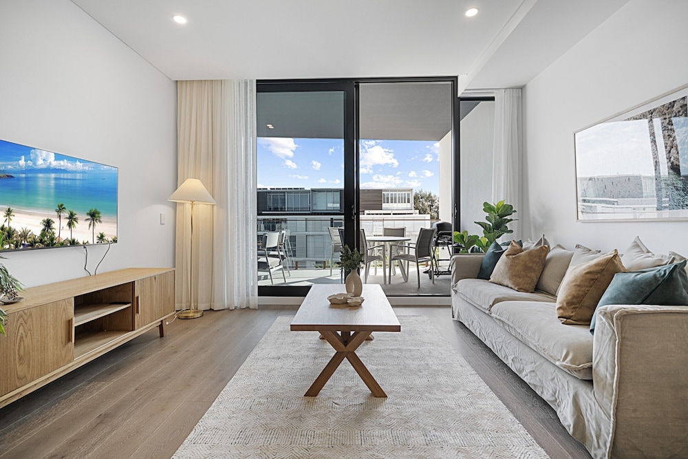Spacious 2-bed Apartment in North Fremantle