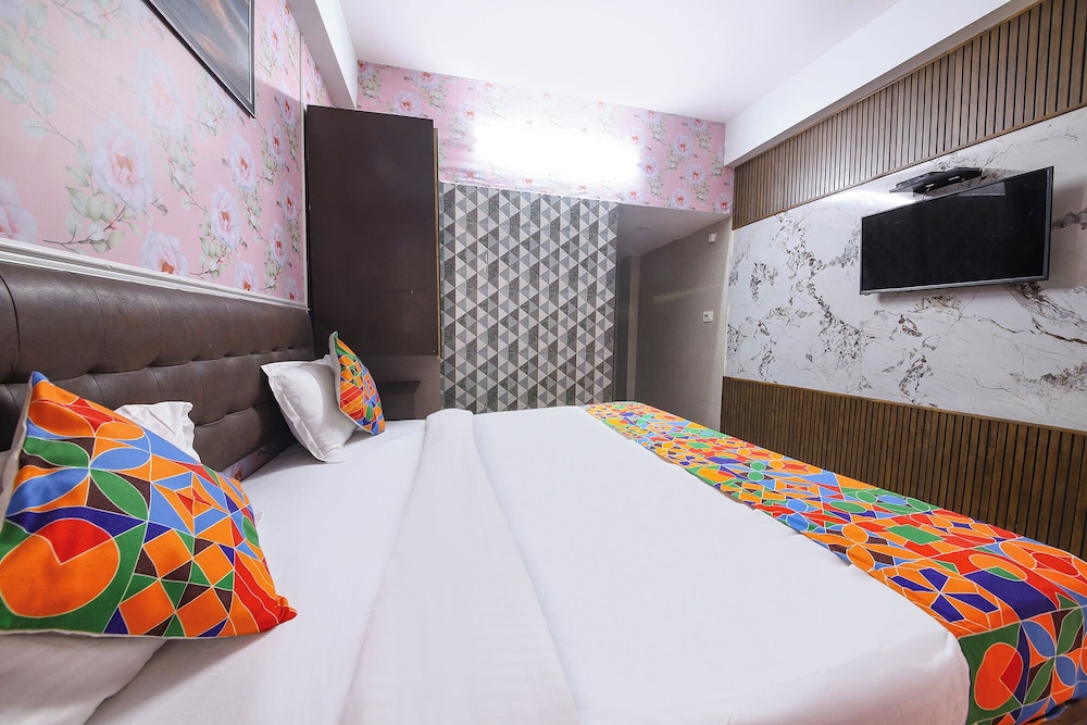 Fabhotel Clement