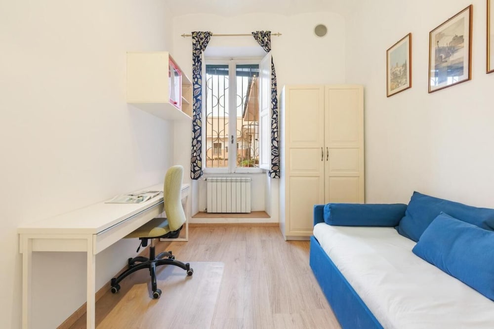 San Lorenzo Apartments