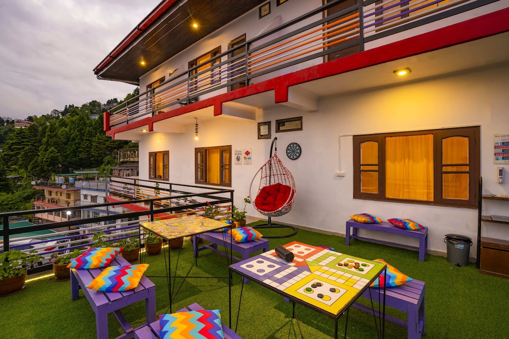 goSTOPS Mussoorie Library Road
