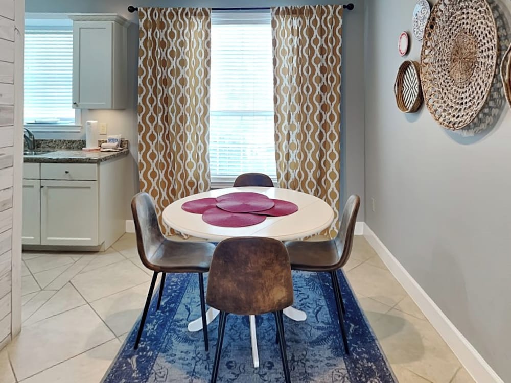 Coastal Cabana by Ryson Vacation Rentals