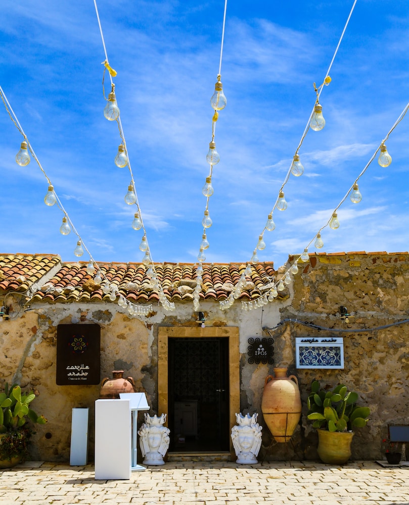 Radici Sicilian Holiday Home - C An Oasis of Relaxation in the Heart of Sicily