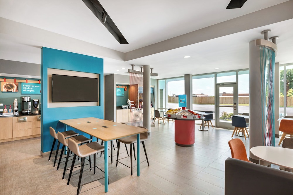 avid hotel Plano North by IHG
