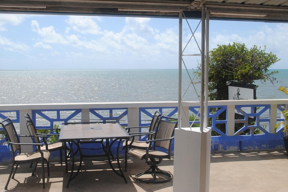 Sea Front Inn