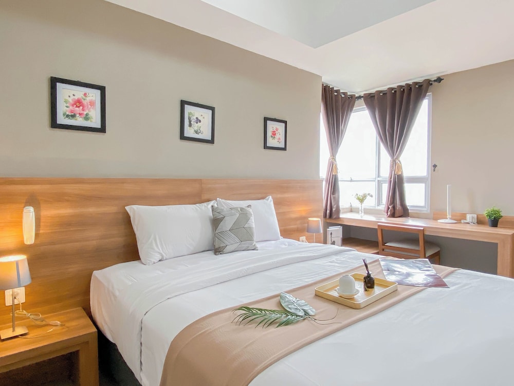 Minimalist 1Br Apartment At Mustika Golf Residence