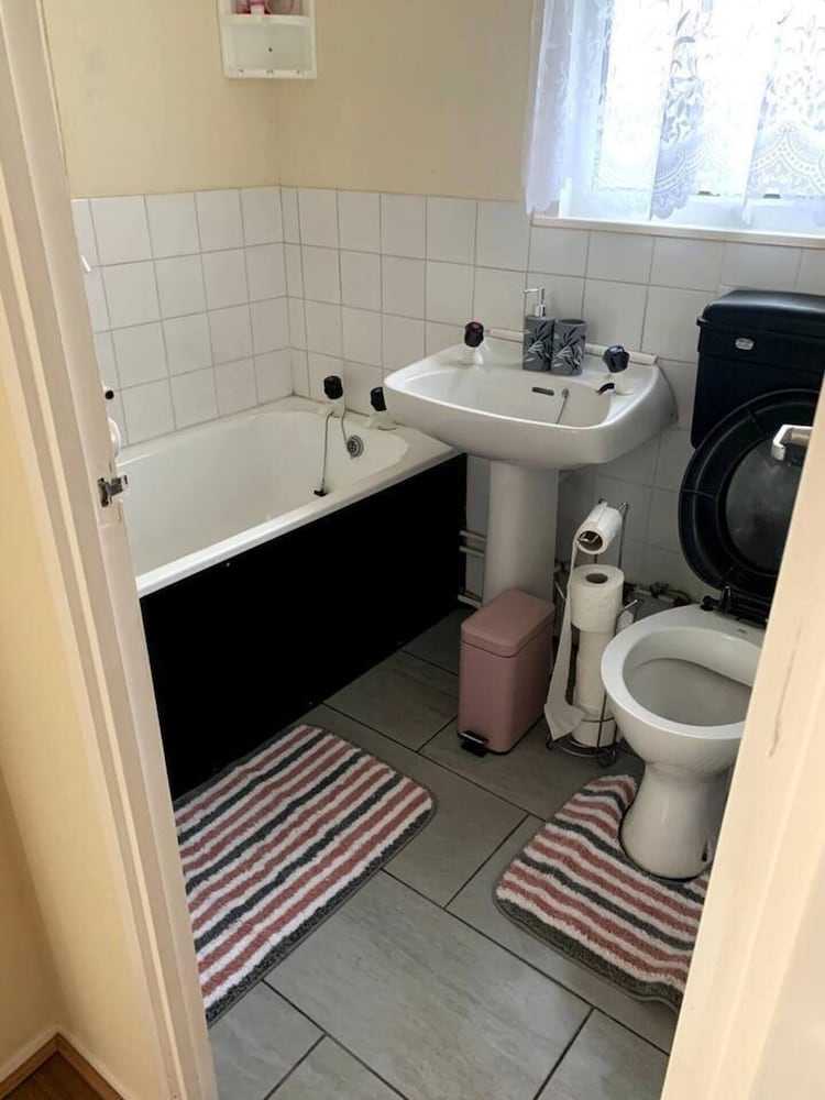 Cosy and Modern 2-bed House in Great Yarmouth view 4