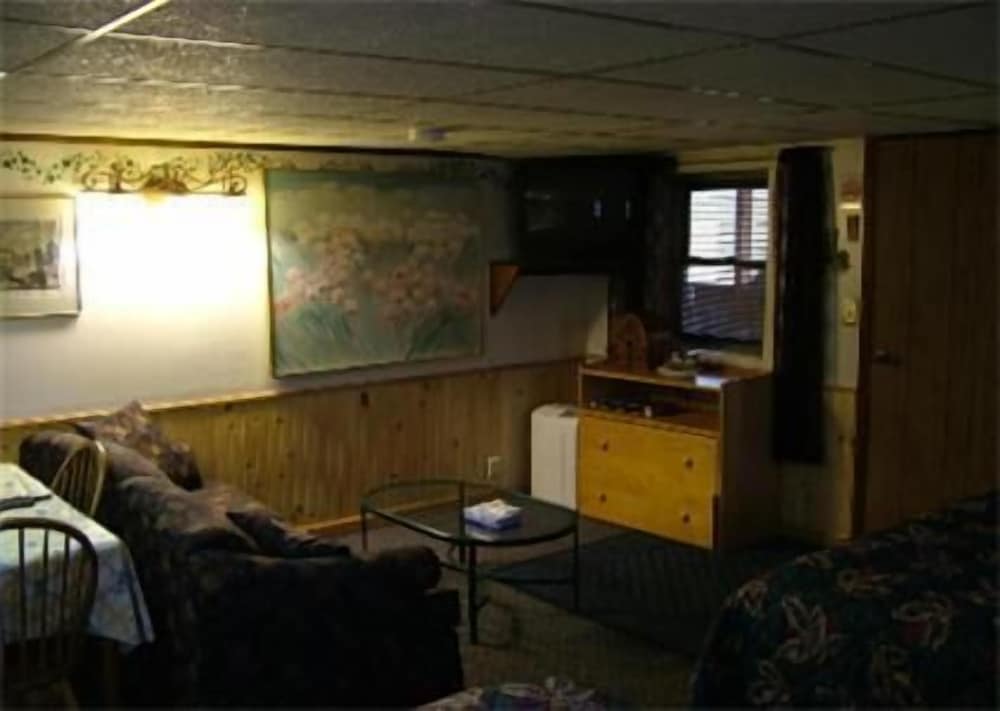 Lake Winnipesaukee Motel