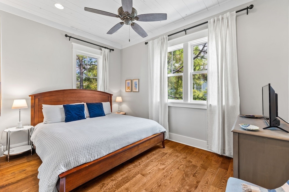Better By The Beach 164 Red Cedar Way 3 Bedroom Home by RedAwning view 4