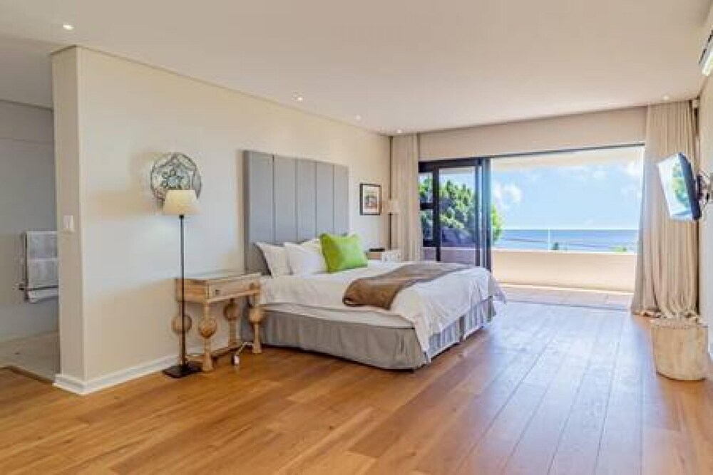 Large 3 Bedroom Apartment w Private Pool Casablanca
