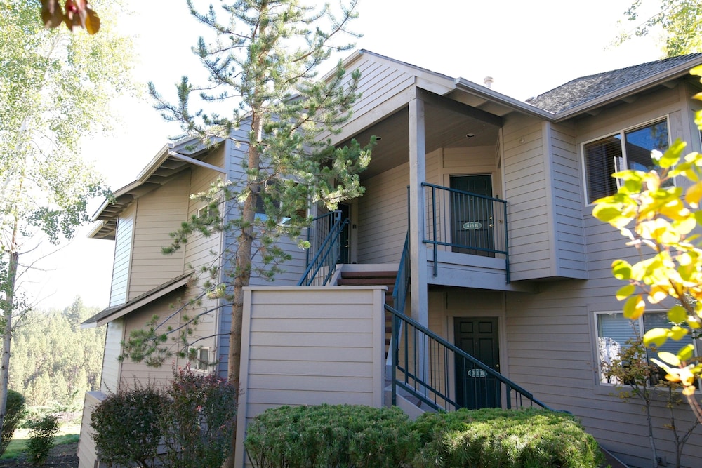 River Ridge 416ab 3 Bedroom Condo by RedAwning view 5