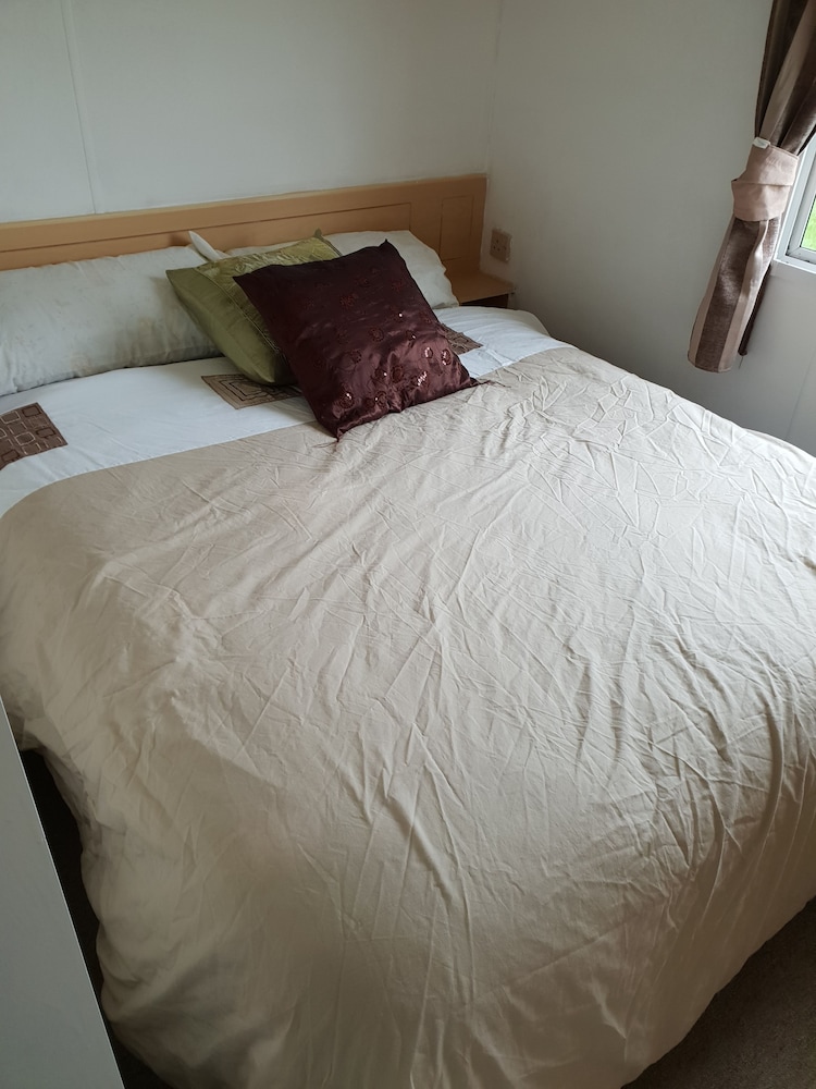 Park Home in Marine Holiday Park view 2