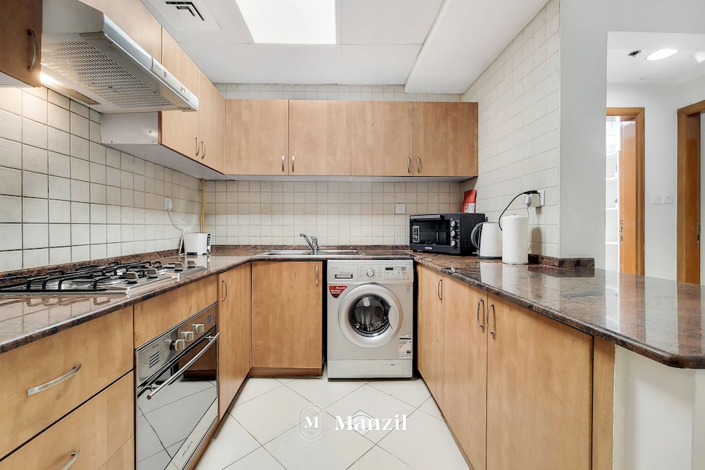 Manzil-Cozy 1BR in Marina with City View