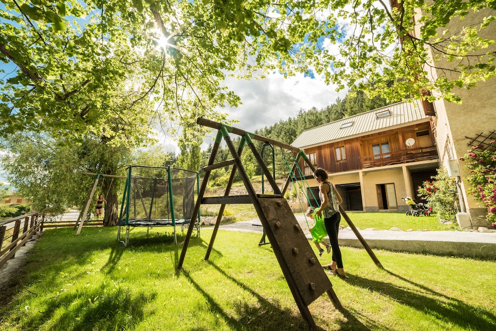 Chalet Les Moineaux : Gites et Chambres d'Hotes