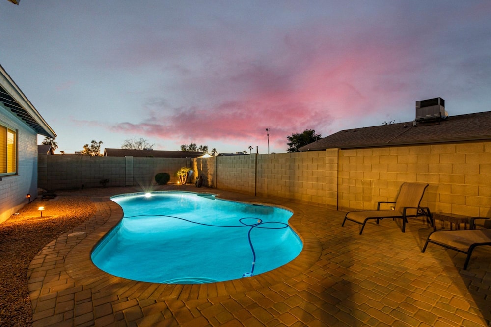 Xanadu Glendale Spring Training Westgate Pool