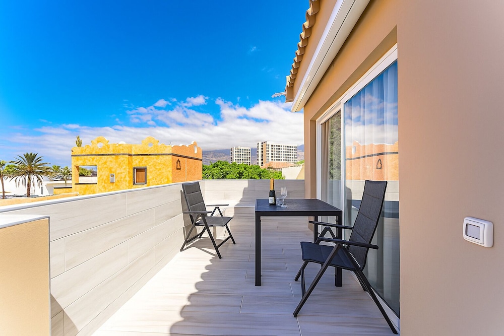 BAL Apartments - Adults Only