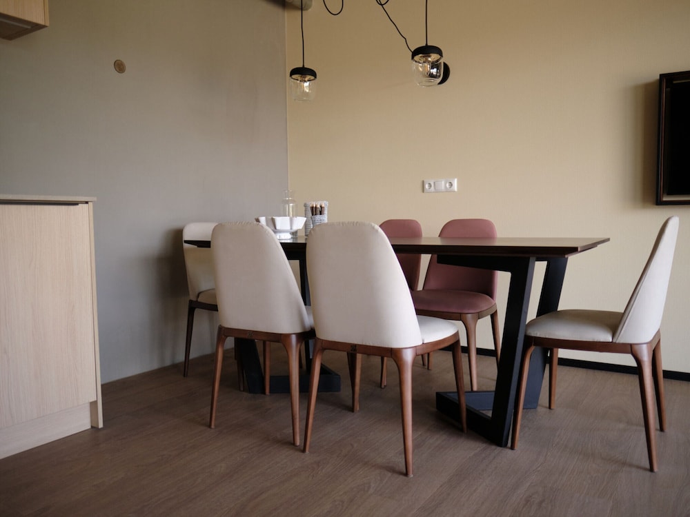 Nice Hill Lodge, 2 Bathrooms, Near Maastricht view 3