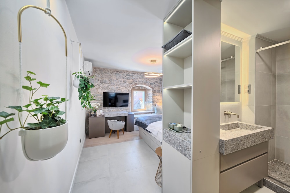 Magnolia Luxury Rooms view 4
