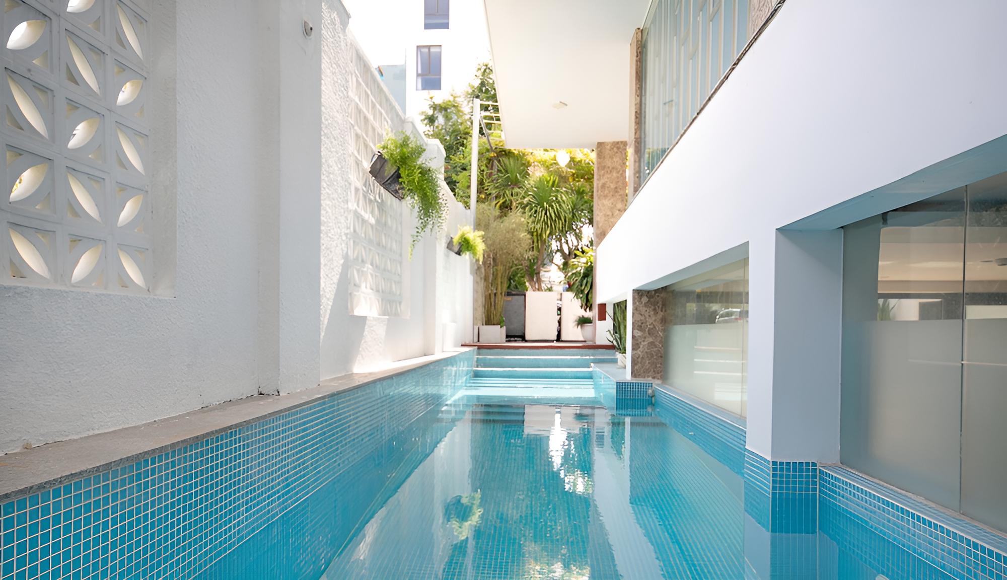 Sapphire Hotel