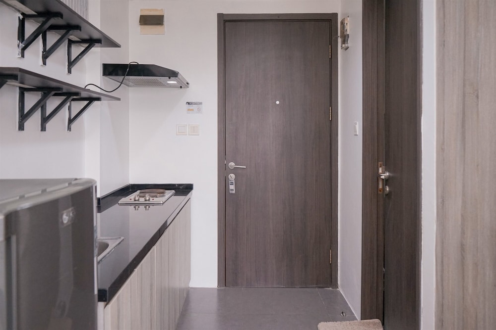 Comfy Studio Room at Bintaro Icon Apartment
