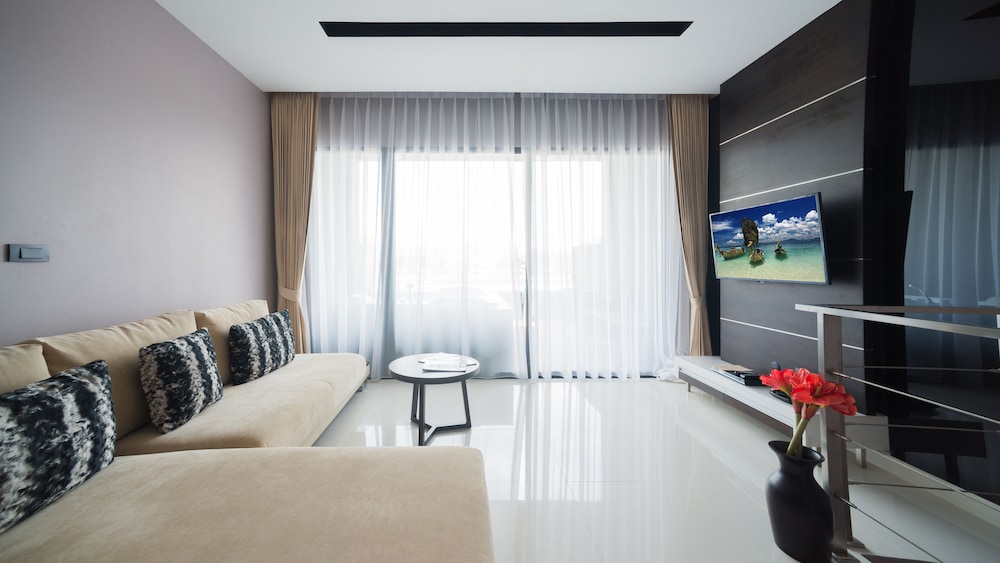 The Charm Resort Phuket