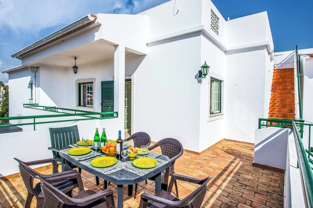 Villa Rebela